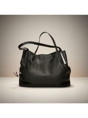 Vince Camuto VC-Teri Leather Shoulder Bag Black Nero Lining Zipper Closure